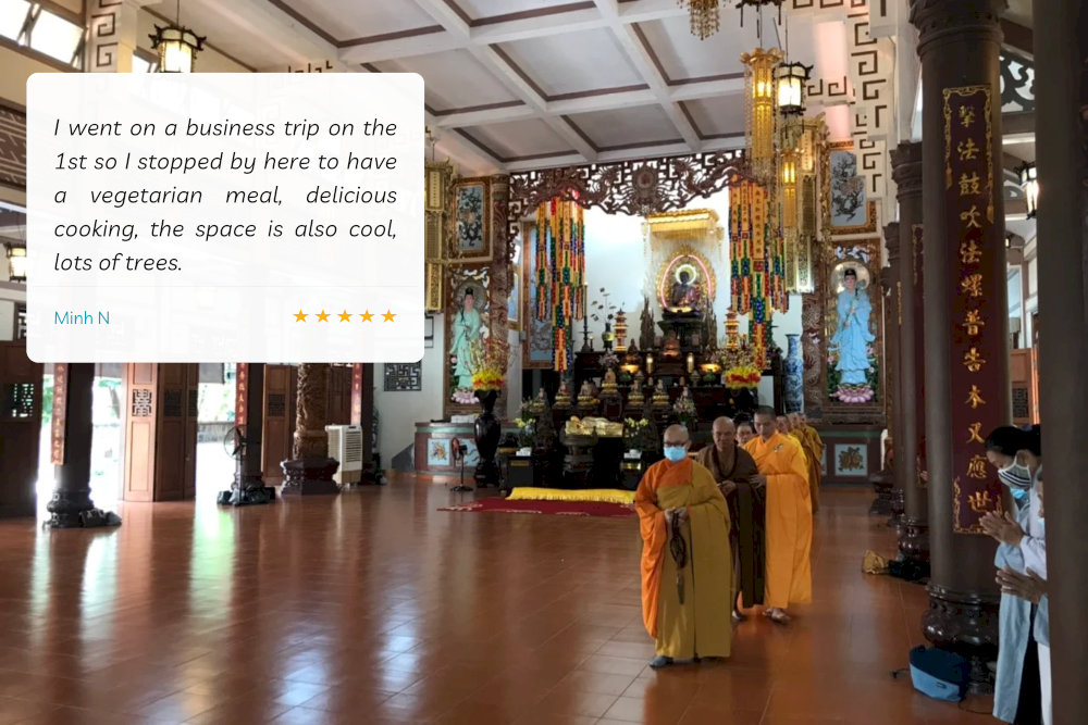 Visitors can join occasional talks and meditation retreats for a deeper spiritual connection and insight into Buddhist teachings